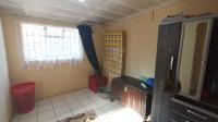 Main Bedroom - 12 square meters of property in Bombay Heights