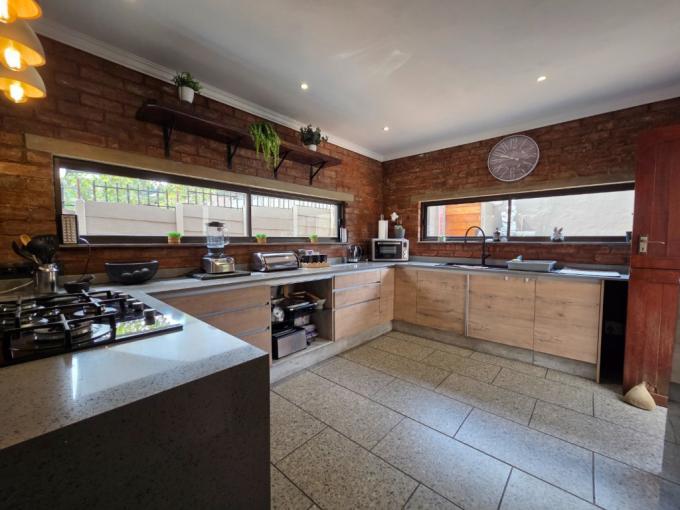 3 Bedroom House for Sale For Sale in Alberton - MR712487