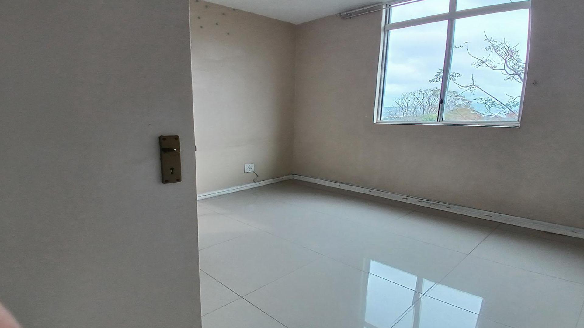 Bed Room 2 - 13 square meters of property in Riverside - DBN