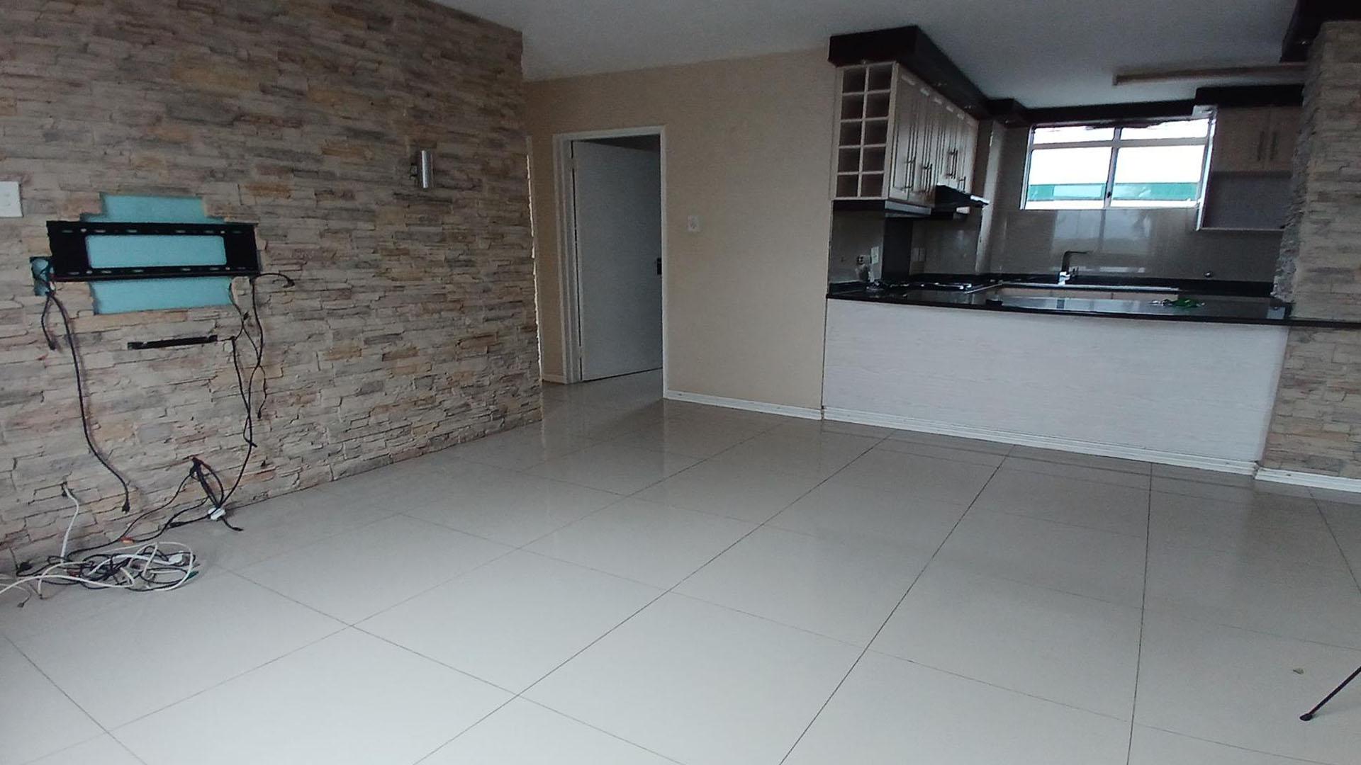 Lounges - 22 square meters of property in Riverside - DBN