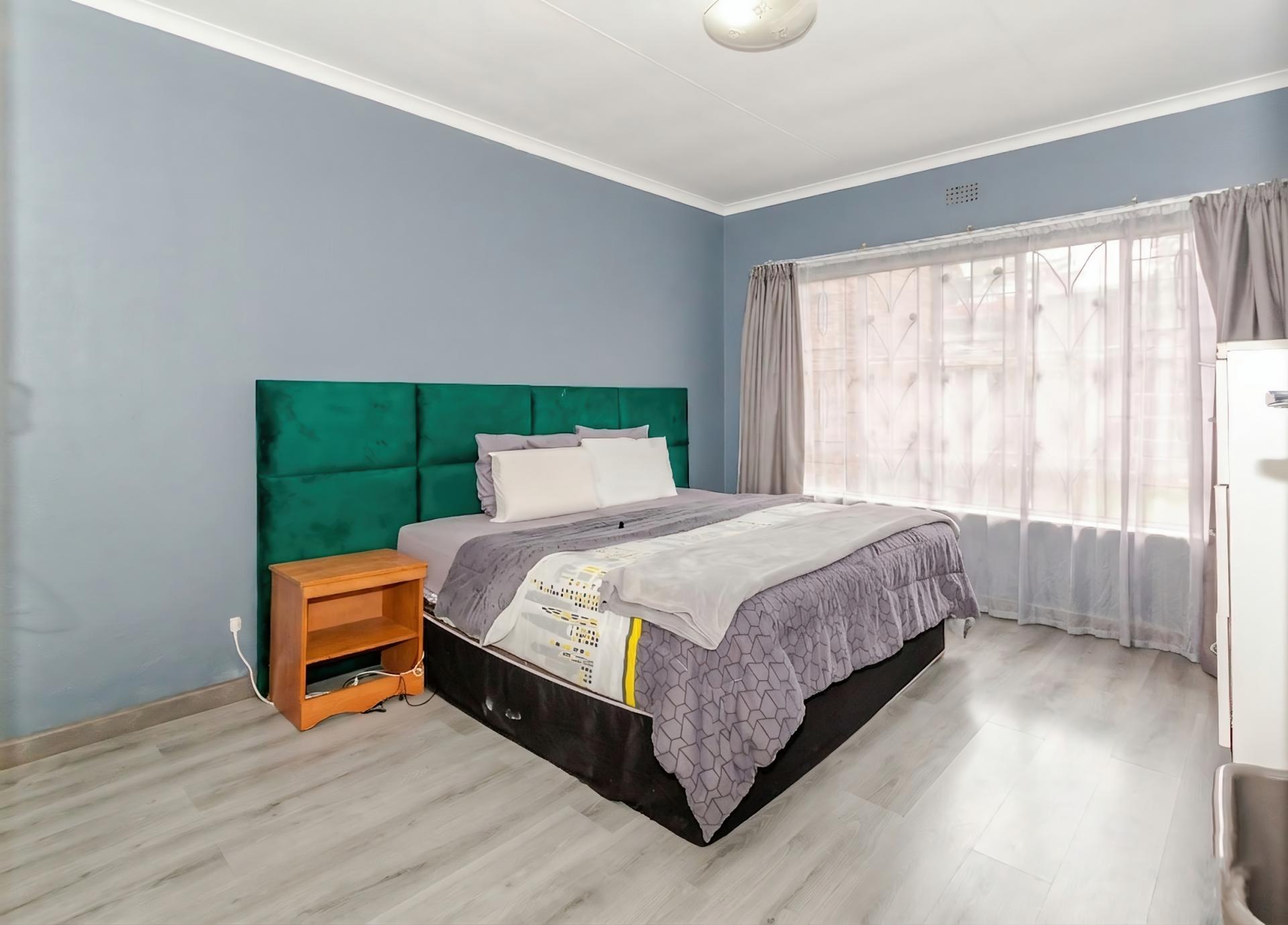  of property in Edleen