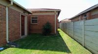 Front View of property in Olievenhoutbos