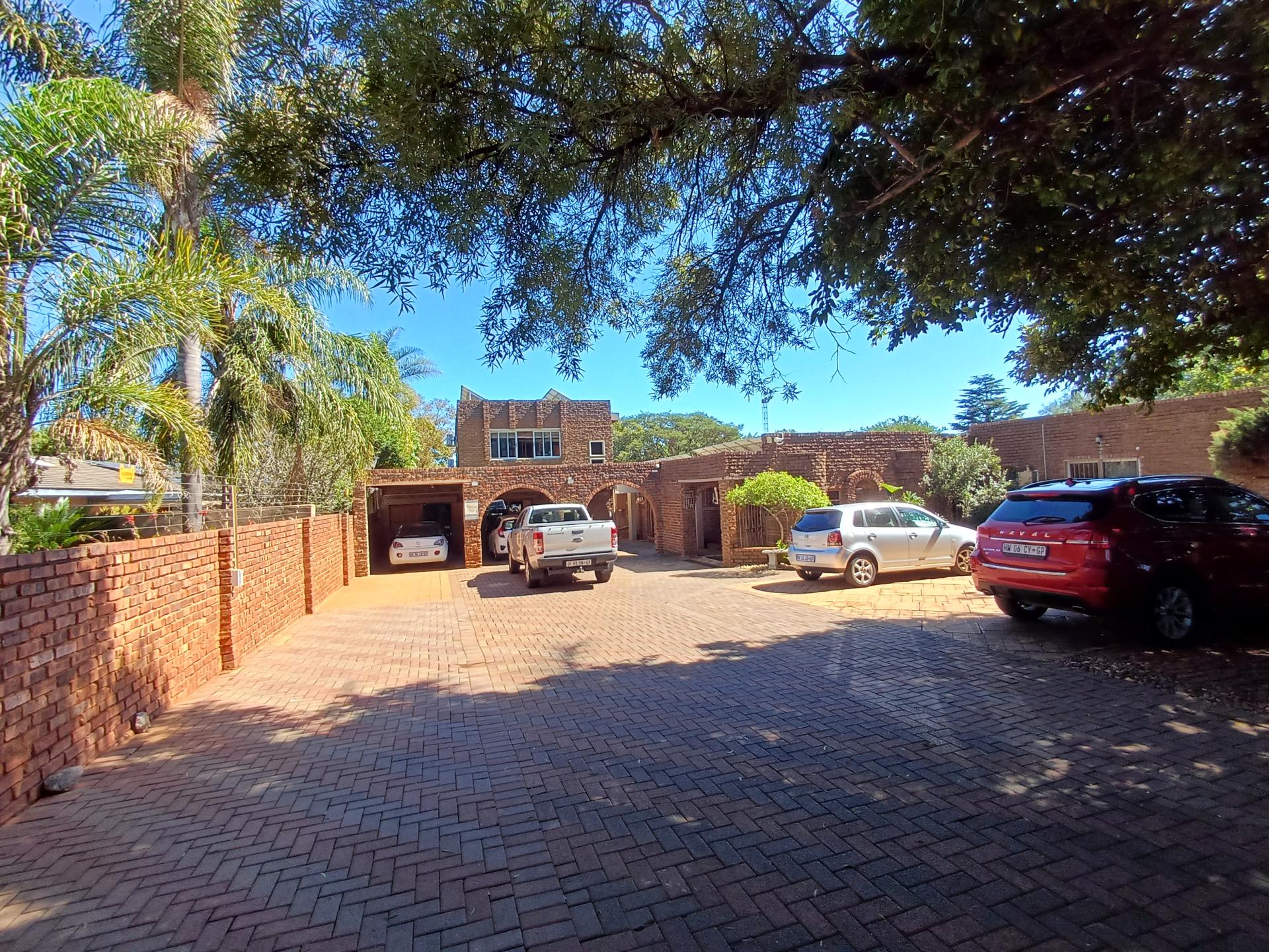  of property in Eldoraigne