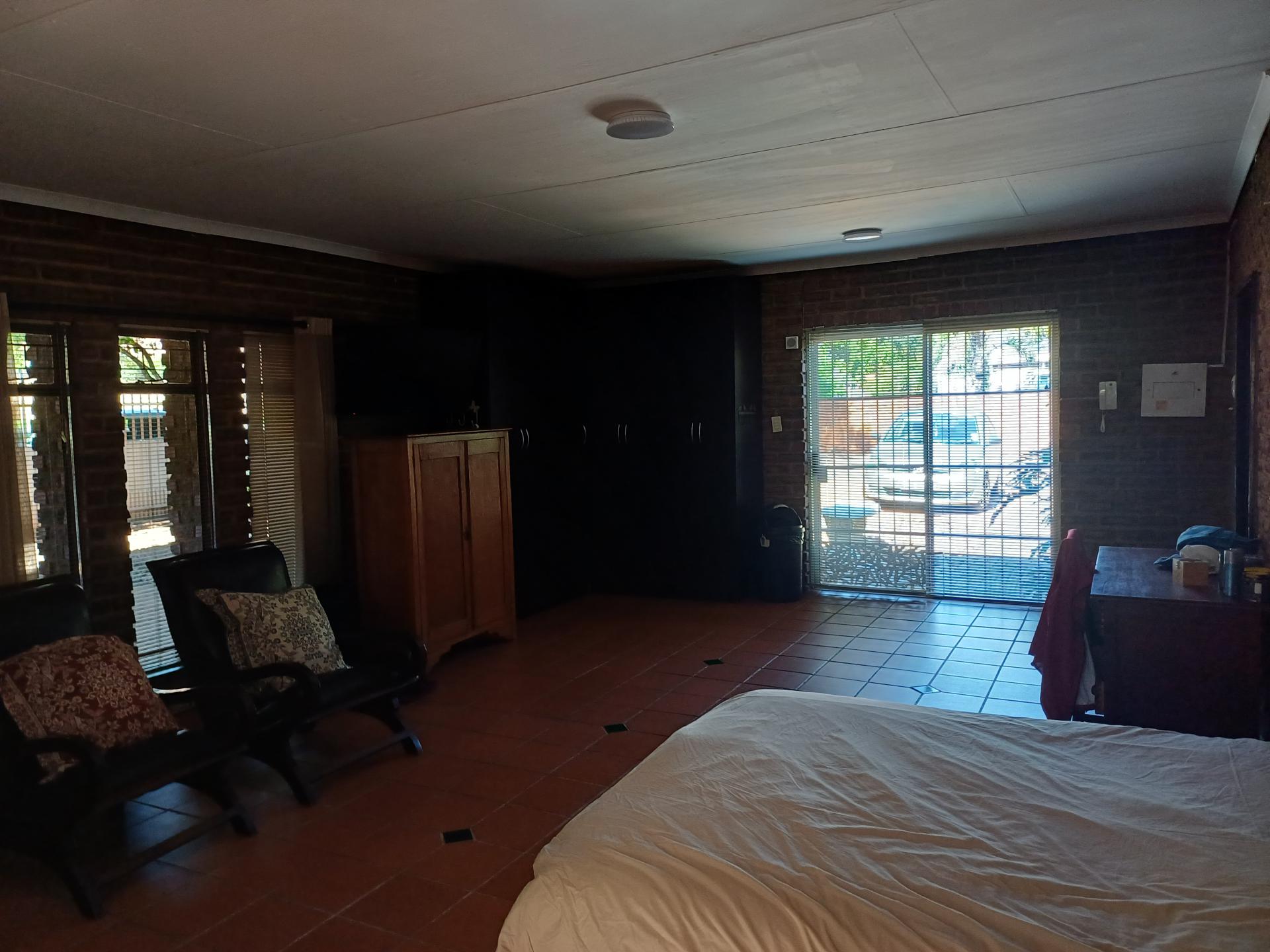  of property in Eldoraigne