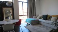 Lounges - 18 square meters of property in Newtown