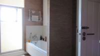 Bathroom 1 - 13 square meters of property in Newtown