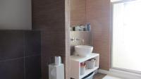 Bathroom 1 - 13 square meters of property in Newtown