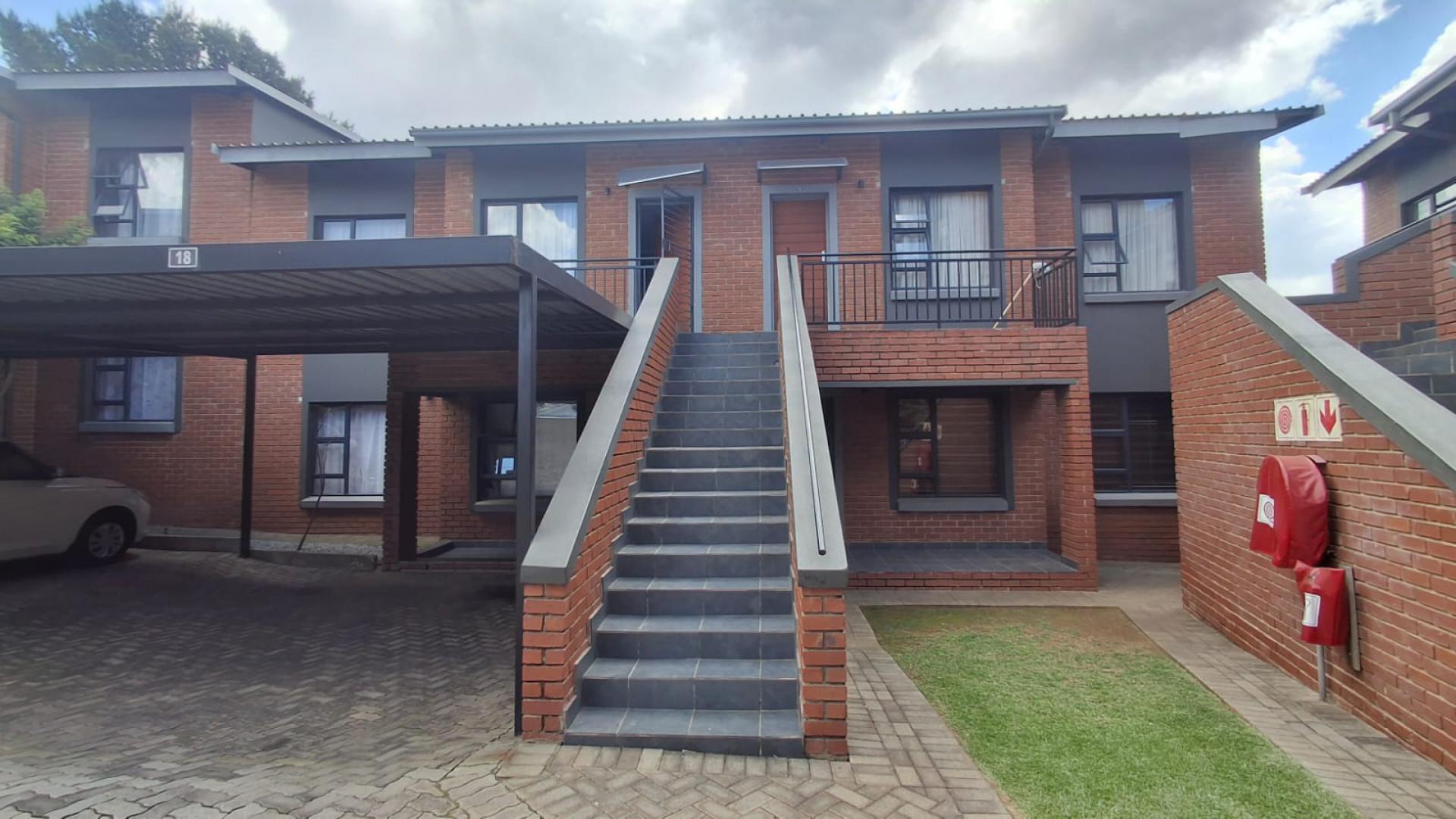 Front View of property in Mindalore