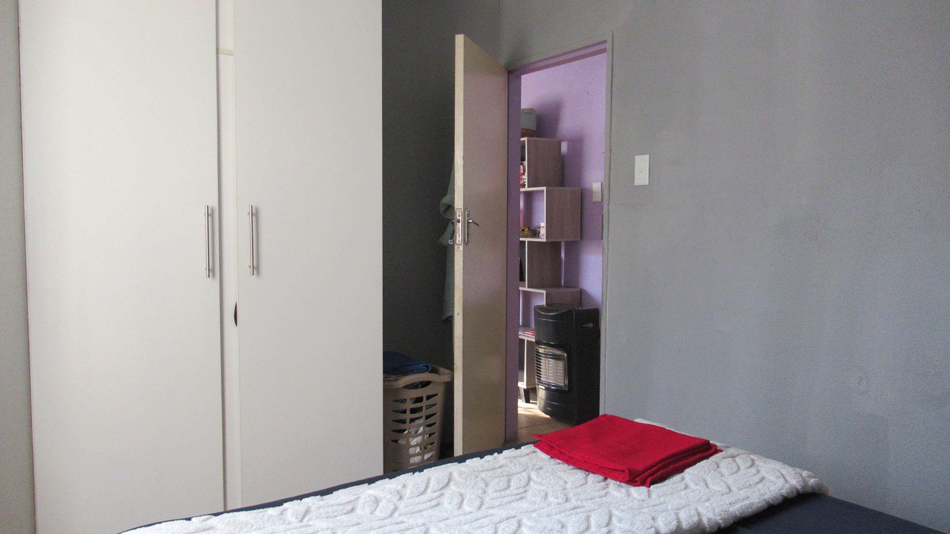 Bed Room 2 - 10 square meters of property in Zandspruit
