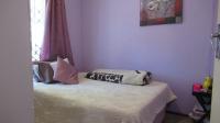 Bed Room 1 - 9 square meters of property in Zandspruit