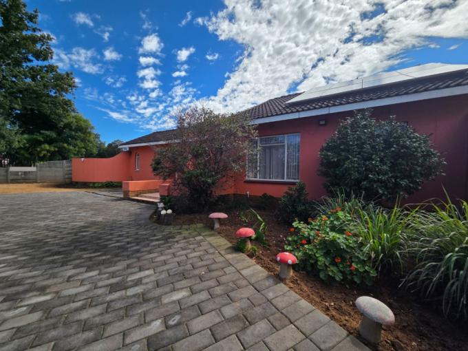 3 Bedroom House for Sale For Sale in Brackenhurst - MR712566