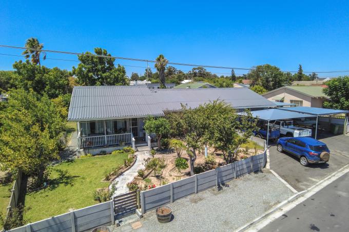 3 Bedroom House for Sale For Sale in Hopefield - MR712577