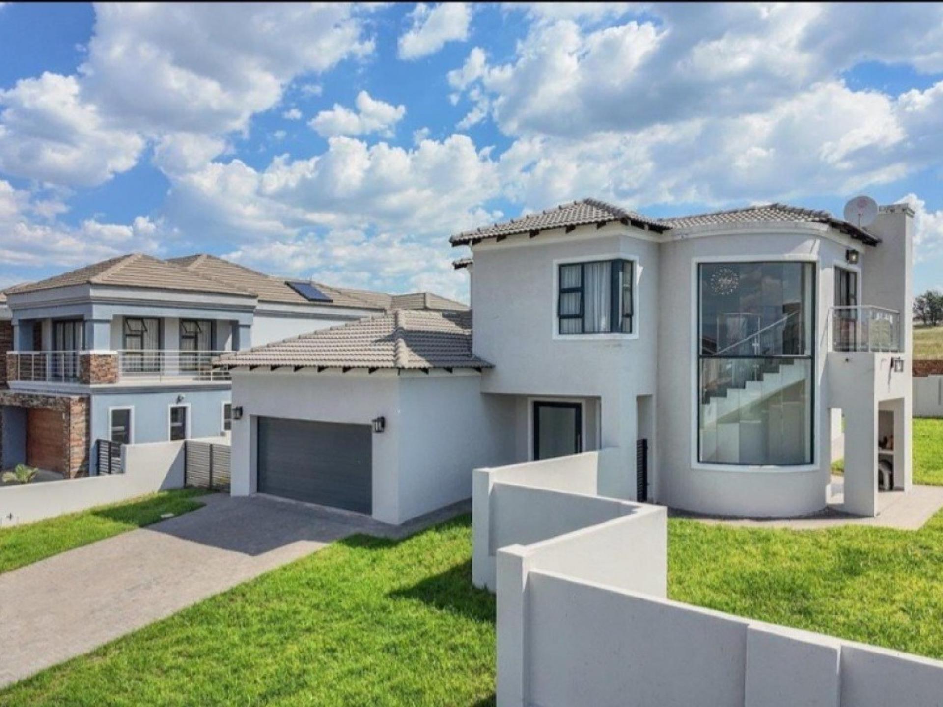  of property in Blue Valley Golf Estate