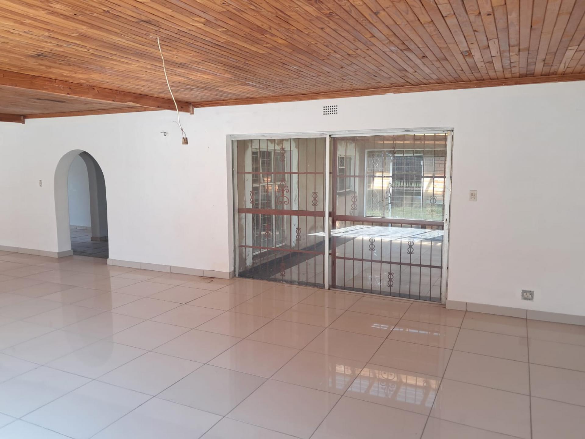  of property in Benoni AH