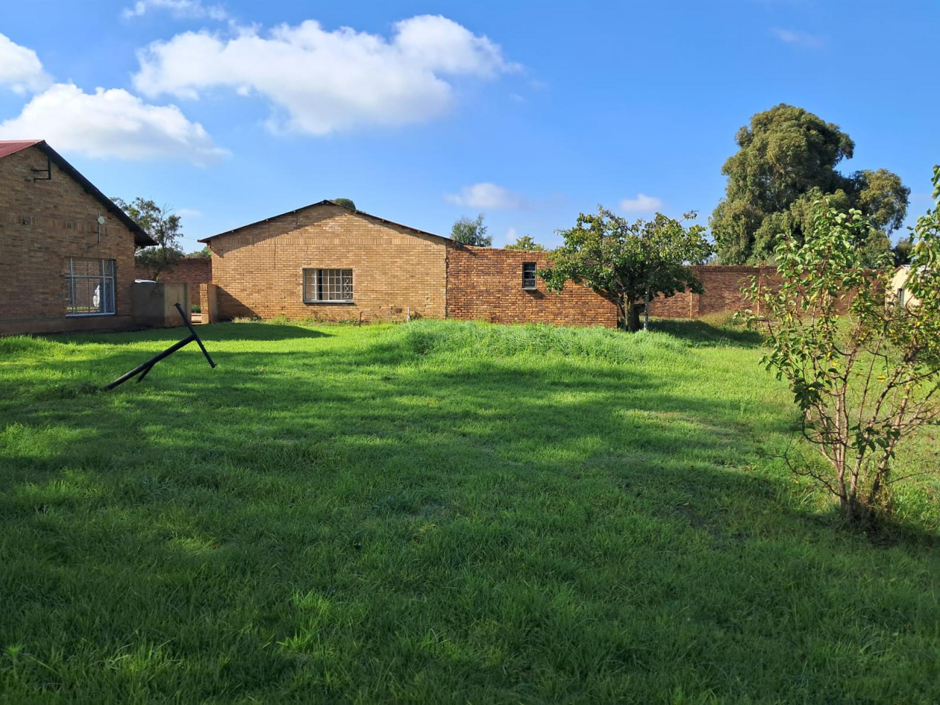  of property in Benoni AH