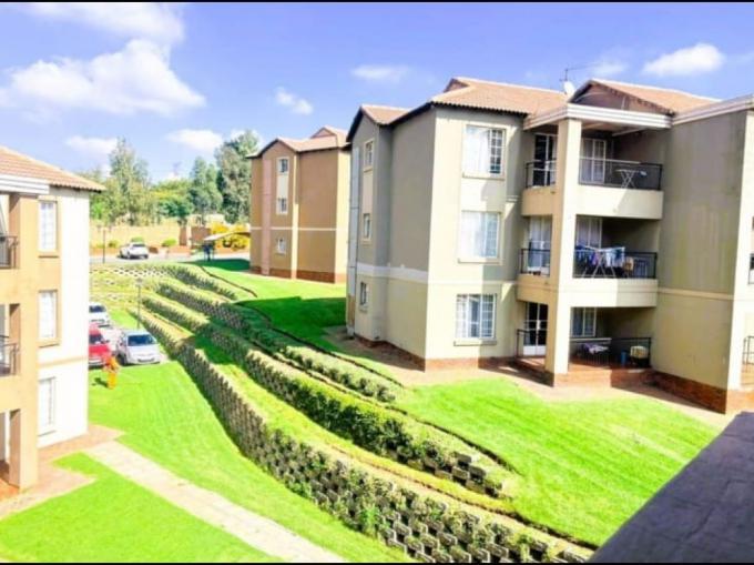 2 Bedroom Simplex for Sale For Sale in Meredale - MR712617