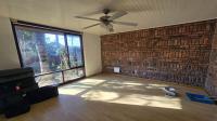 Lounges of property in White River