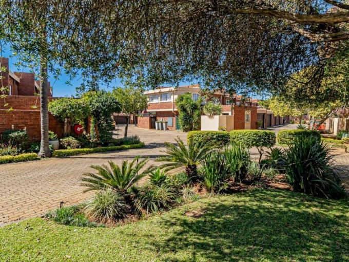 3 Bedroom Duplex for Sale For Sale in Elarduspark - MR712635