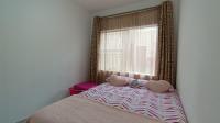 Bed Room 2 - 10 square meters of property in Vorna Valley