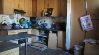 Kitchen - 18 square meters of property in New Modder