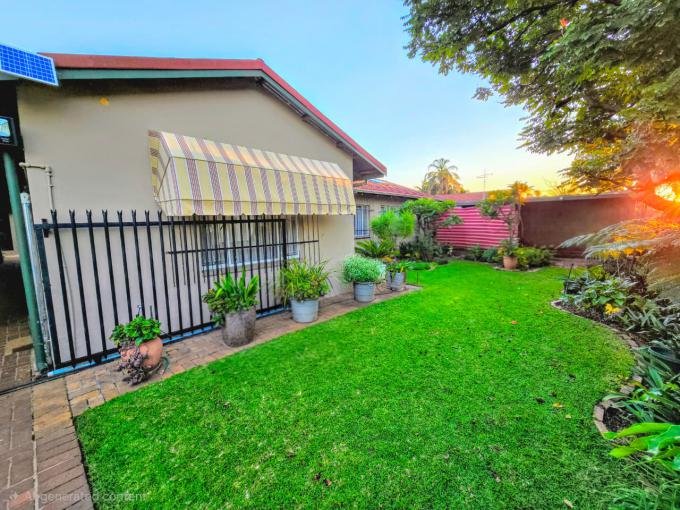 4 Bedroom House for Sale For Sale in Sinoville - MR712652