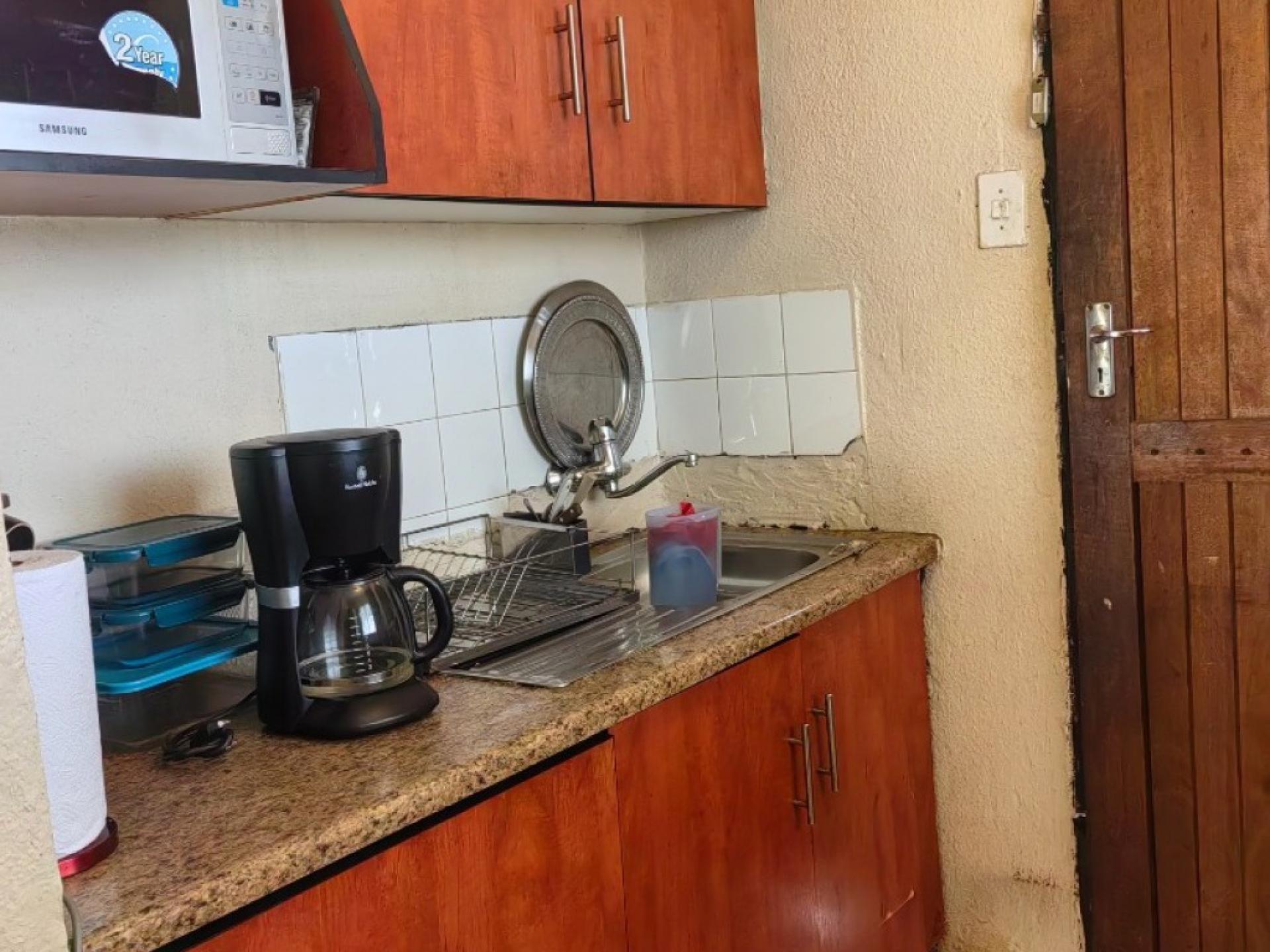  of property in Vosloorus