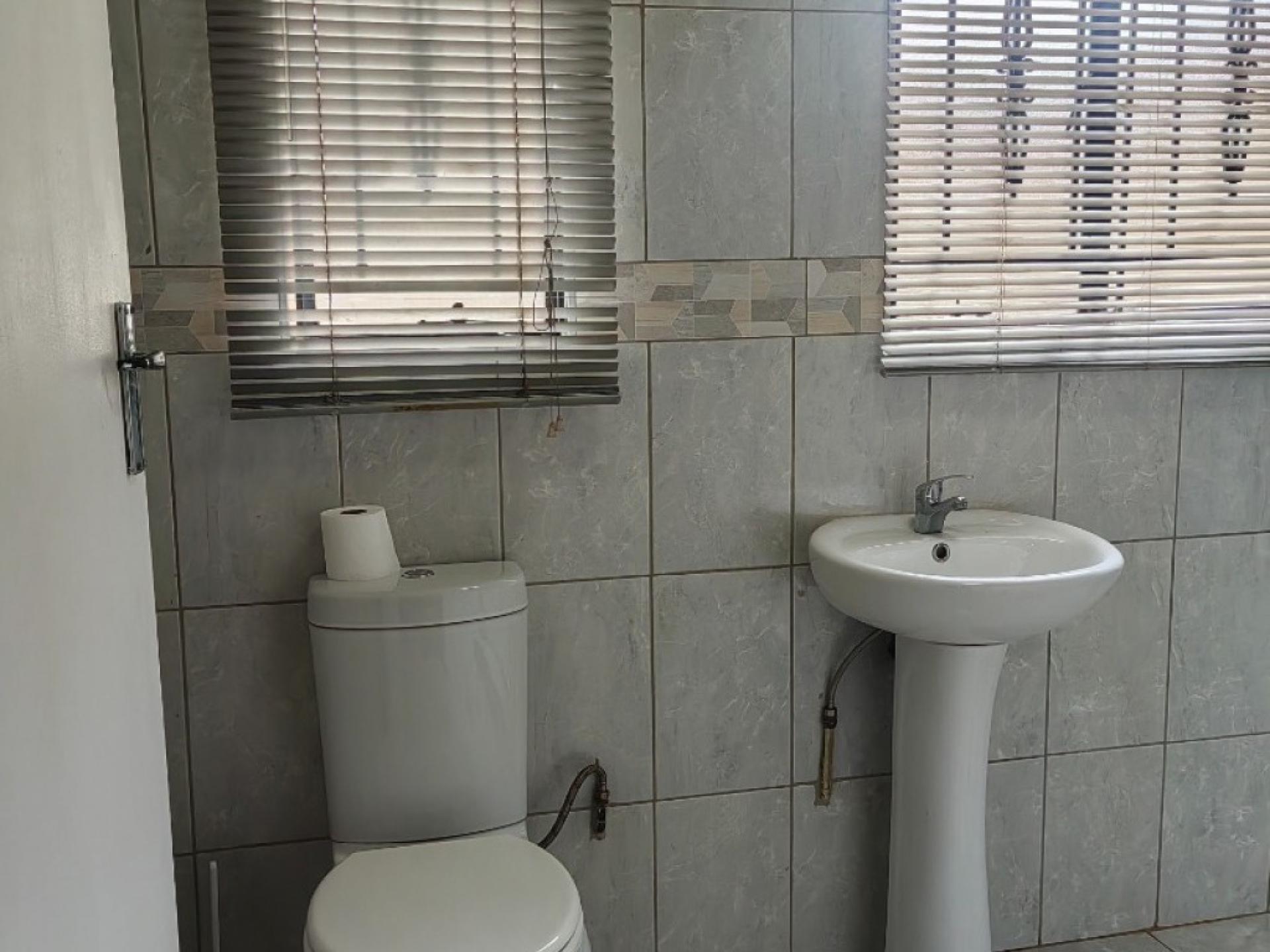  of property in Vosloorus