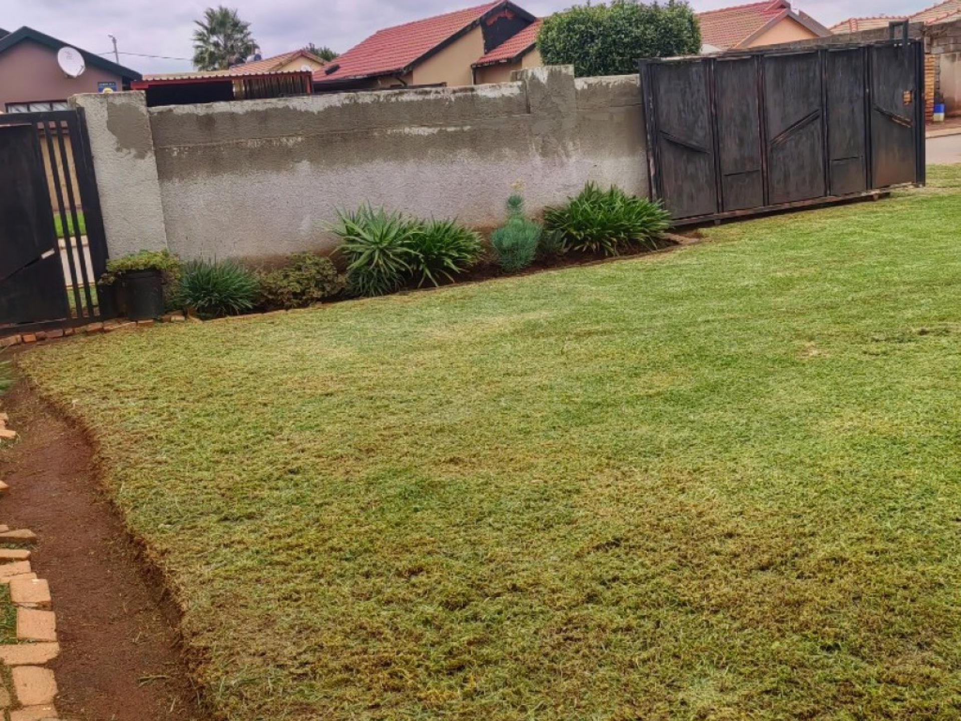  of property in Vosloorus