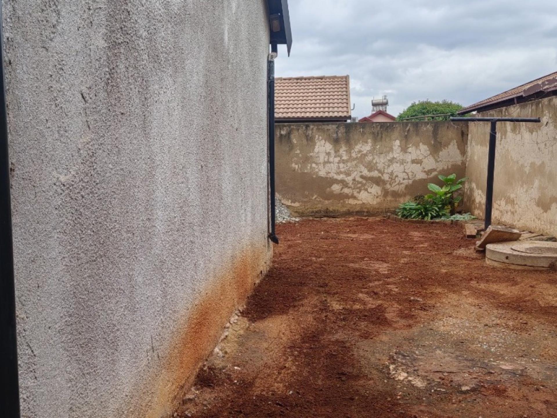  of property in Vosloorus