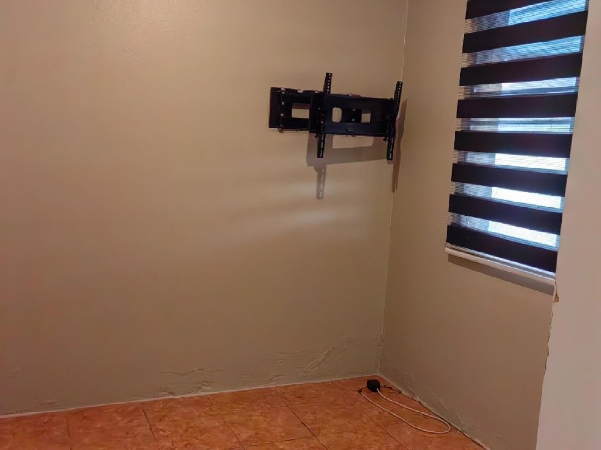  of property in Windmill Park