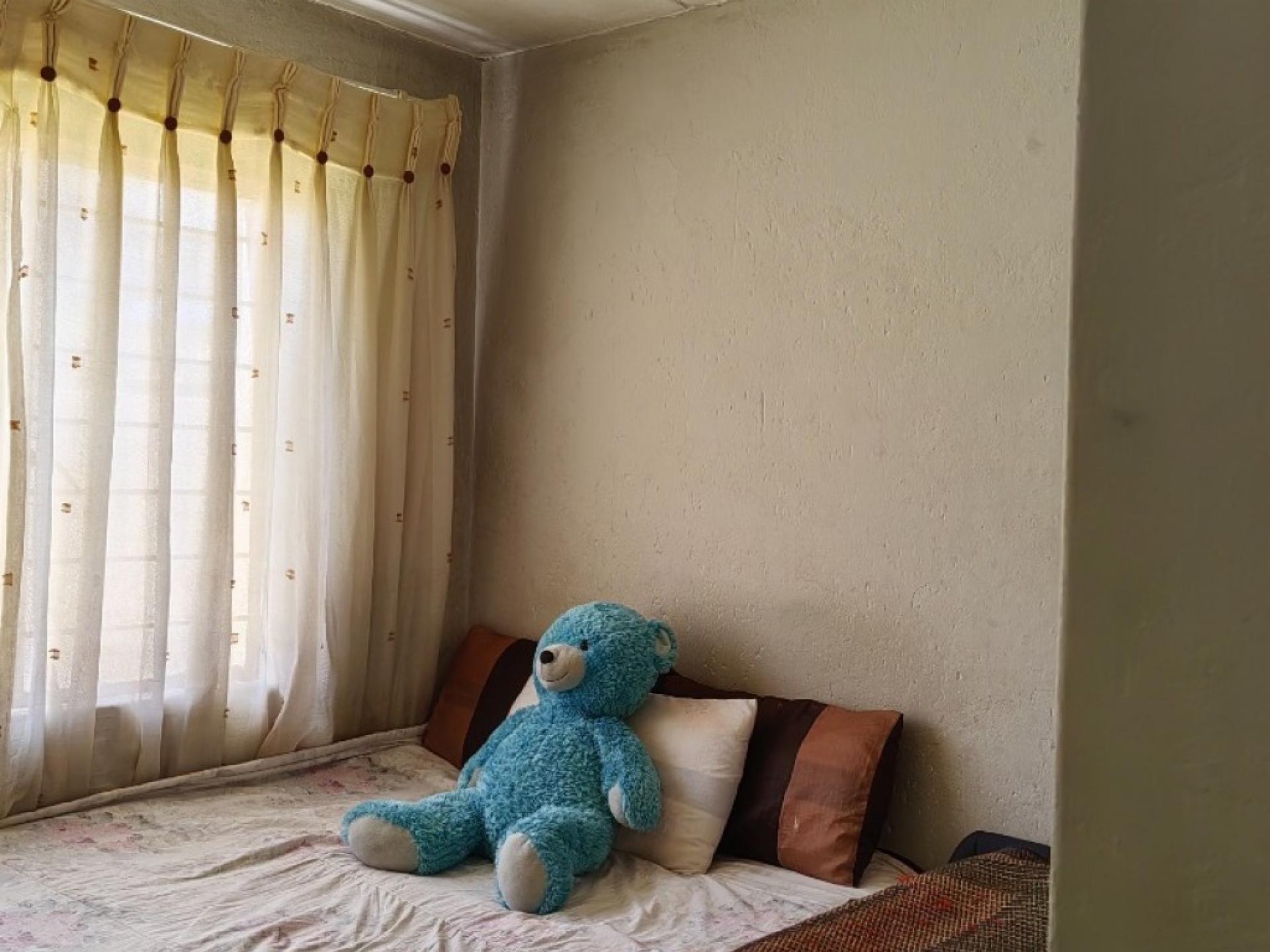  of property in Klippoortjie AH
