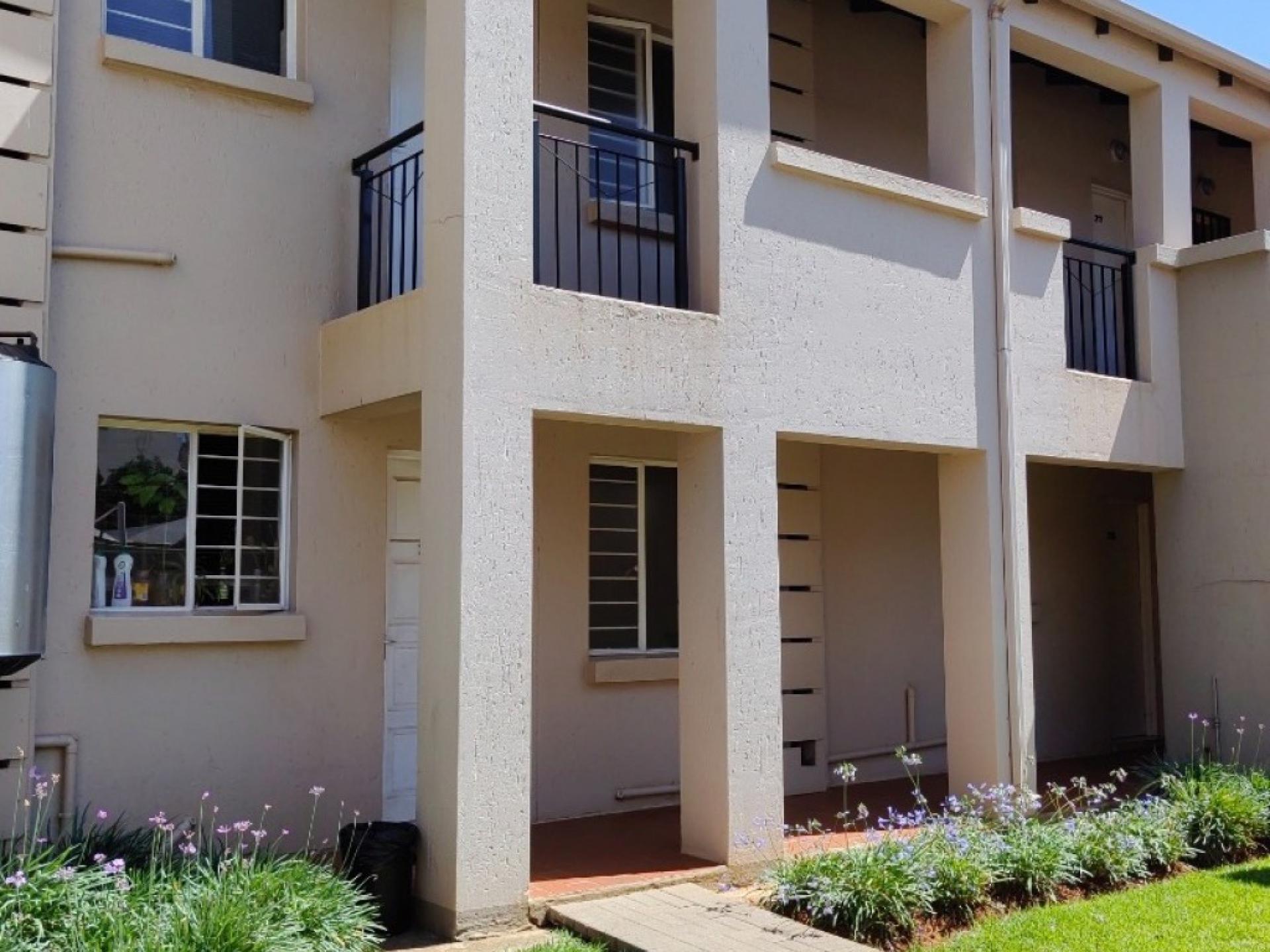  of property in Klippoortjie AH