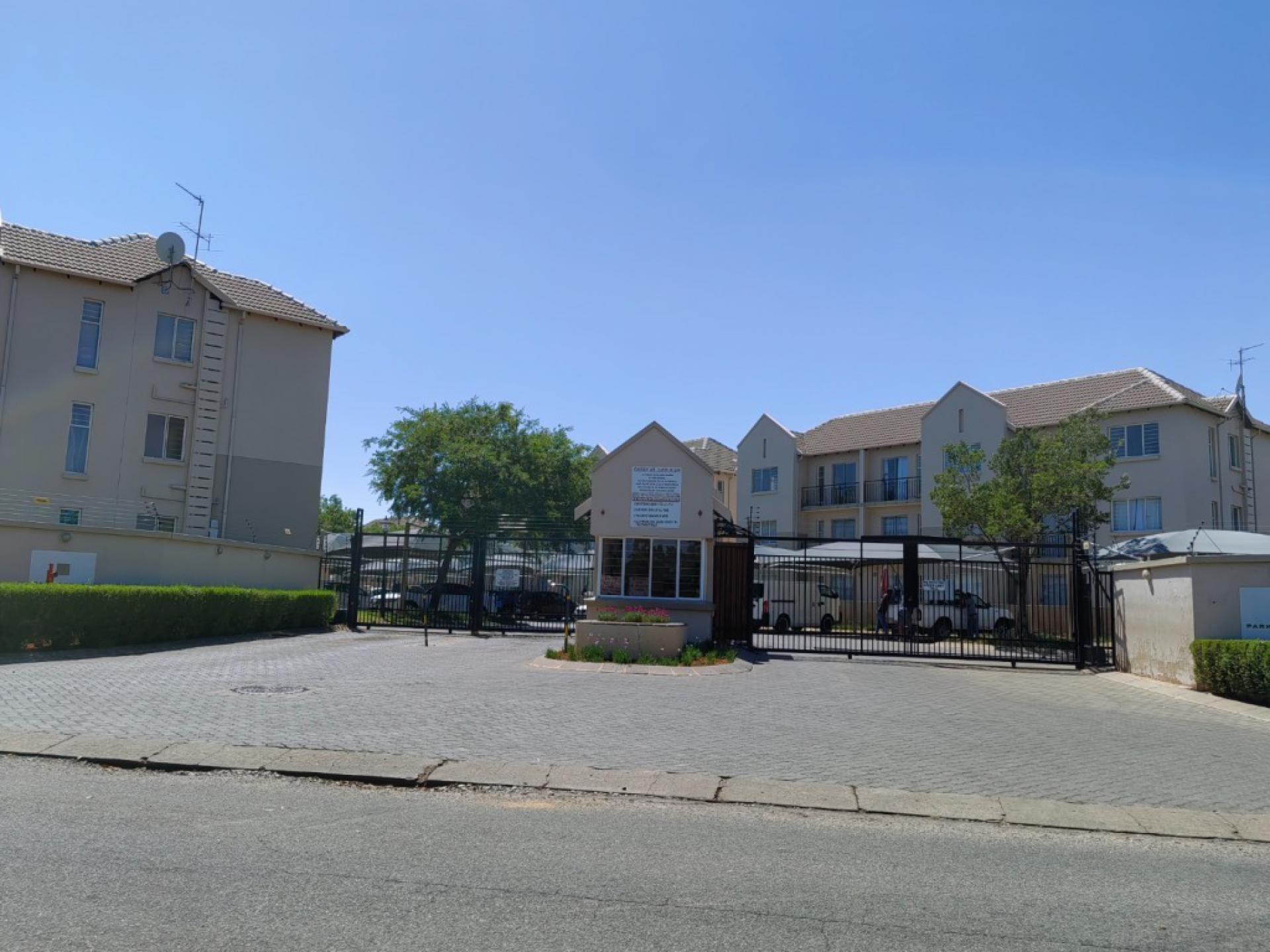  of property in Klippoortjie AH