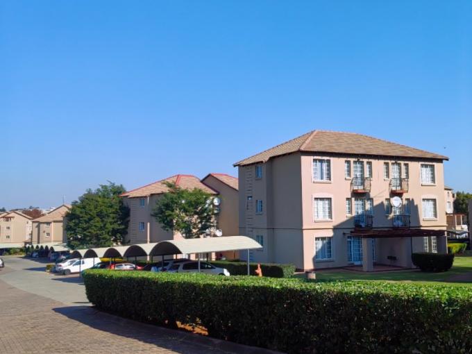 2 Bedroom Apartment for Sale For Sale in Castleview - MR712700