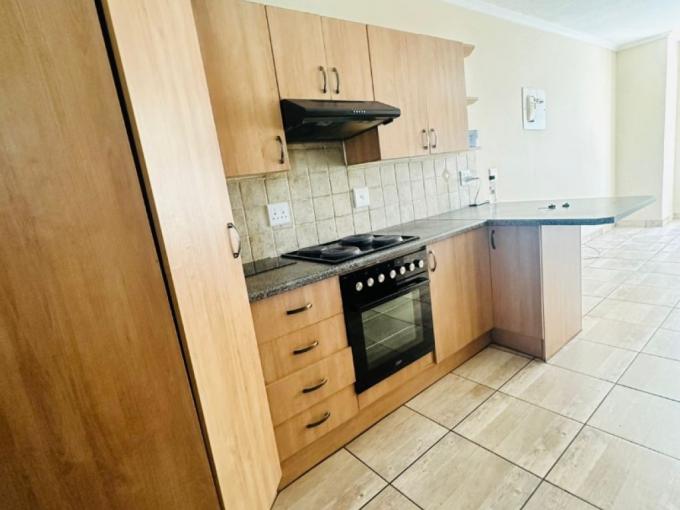 2 Bedroom Apartment for Sale For Sale in Castleview - MR712705