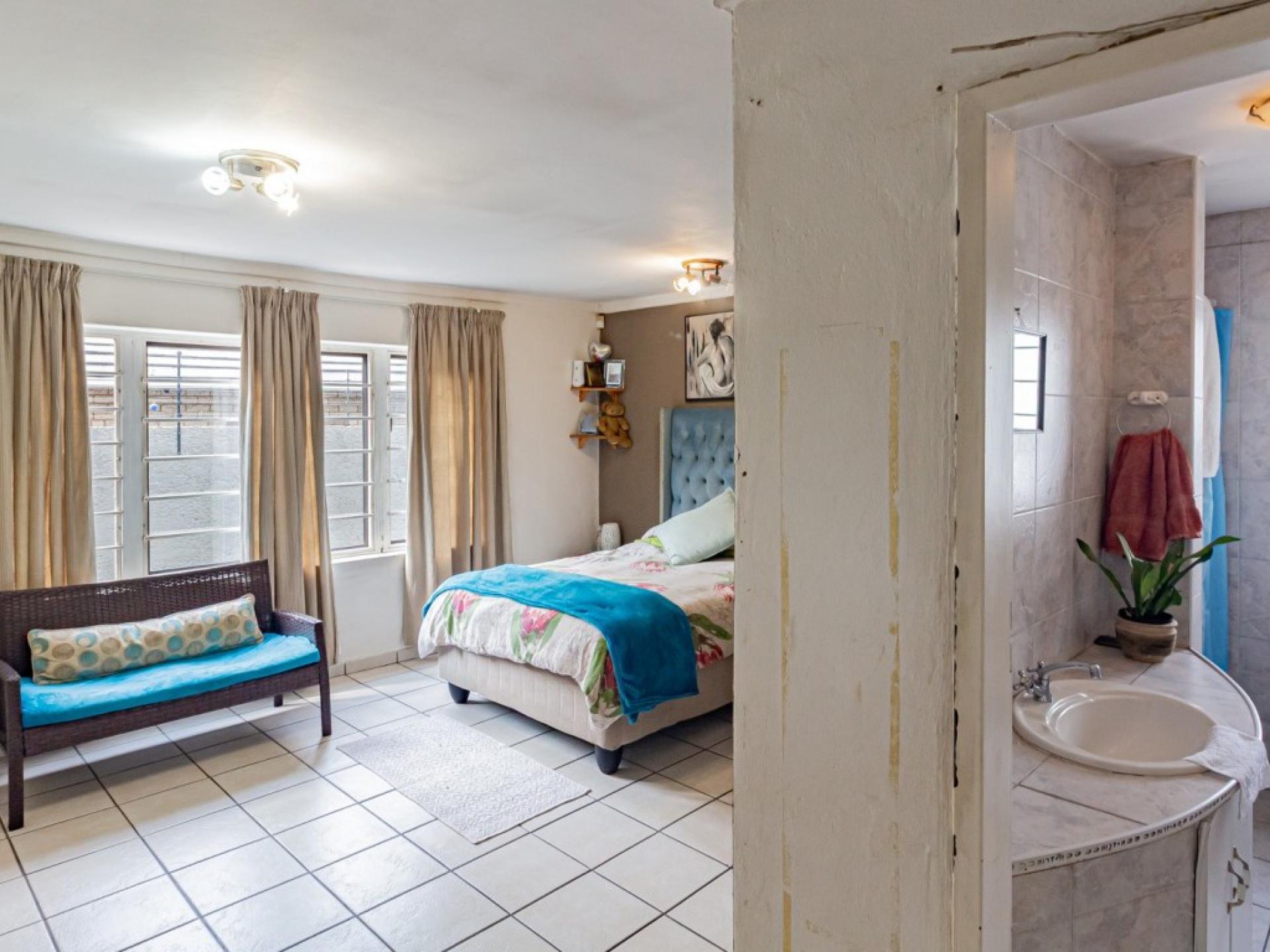  of property in Parkhill Gardens