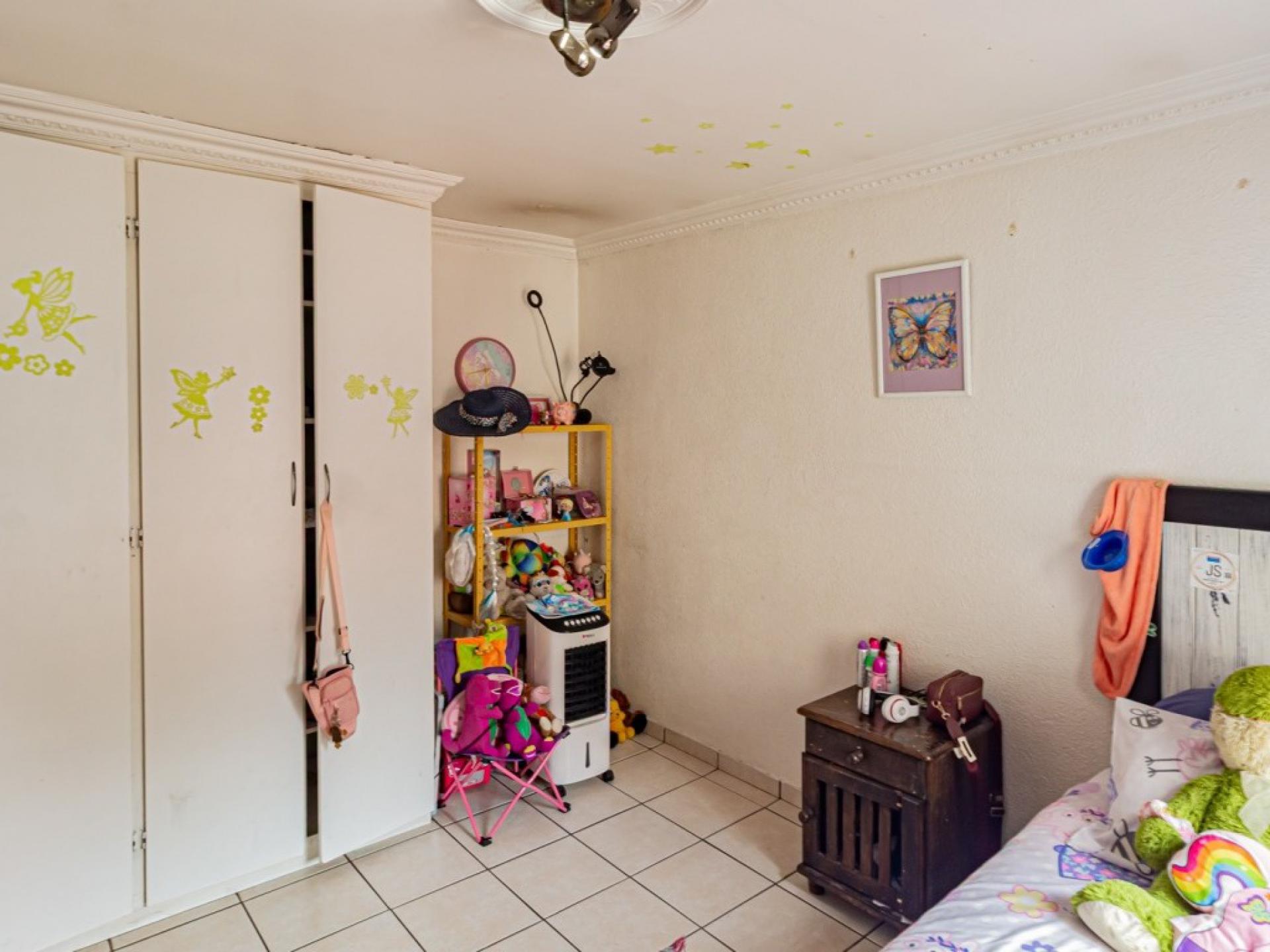  of property in Parkhill Gardens