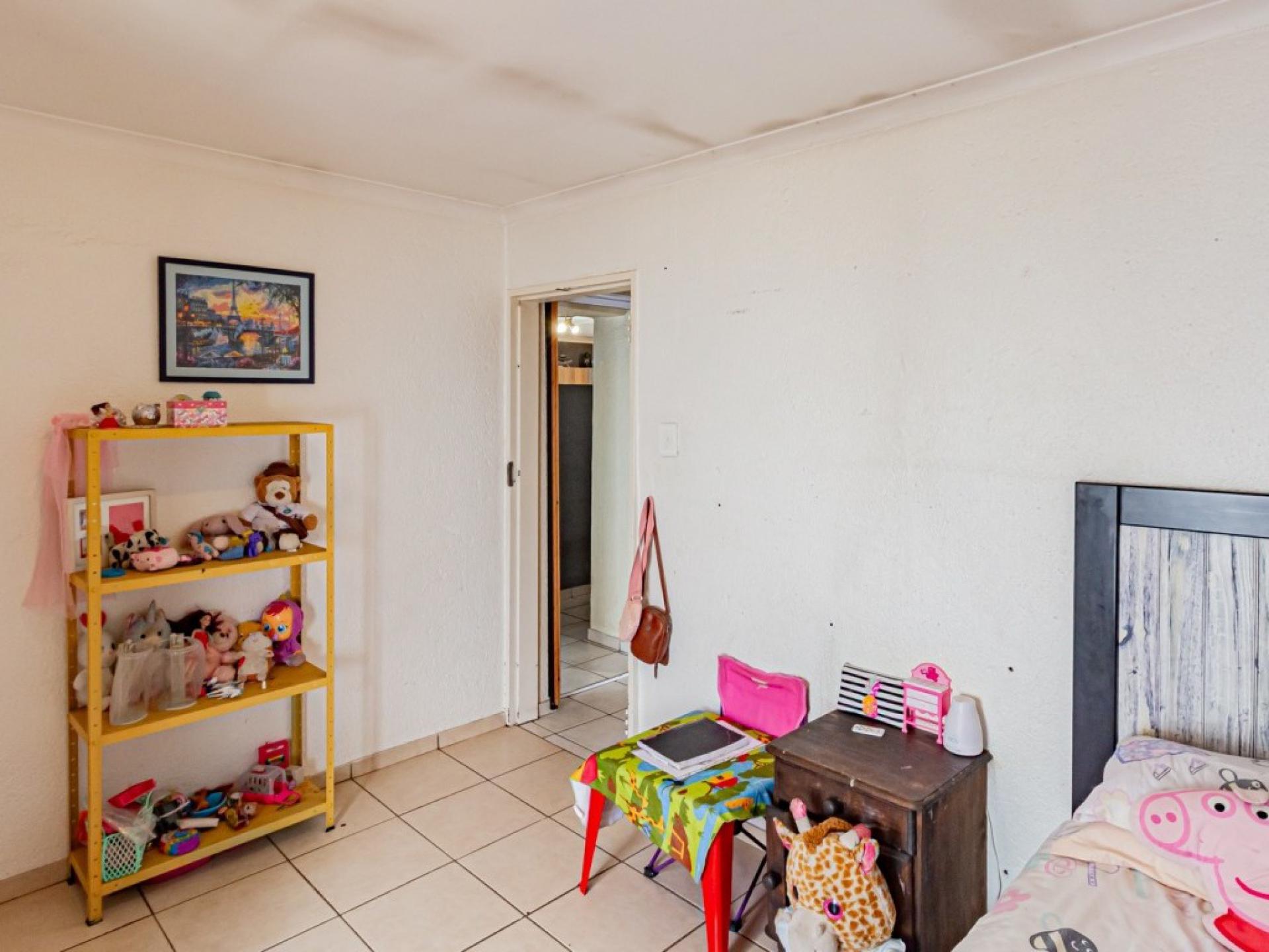  of property in Parkhill Gardens