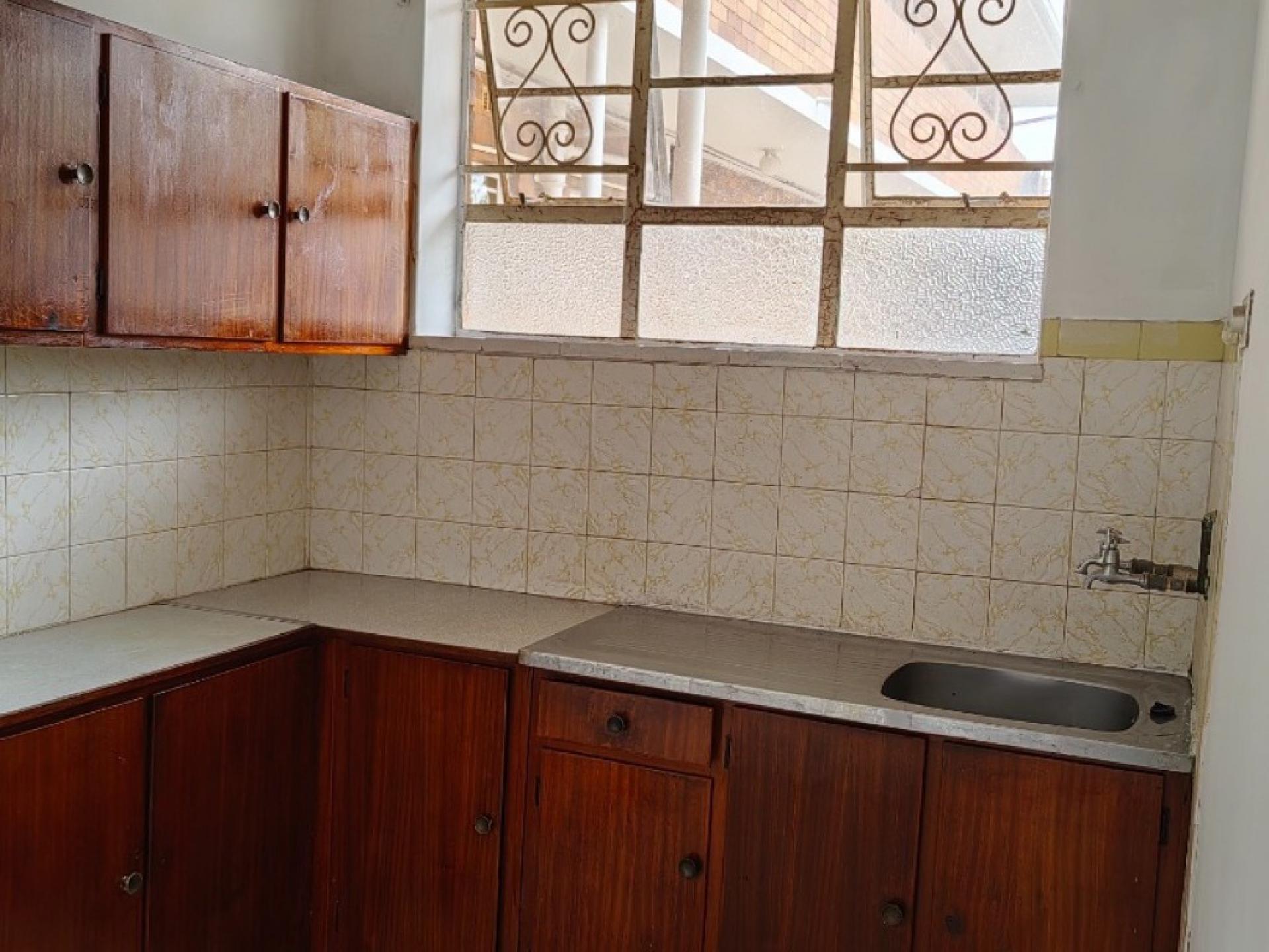  of property in Primrose