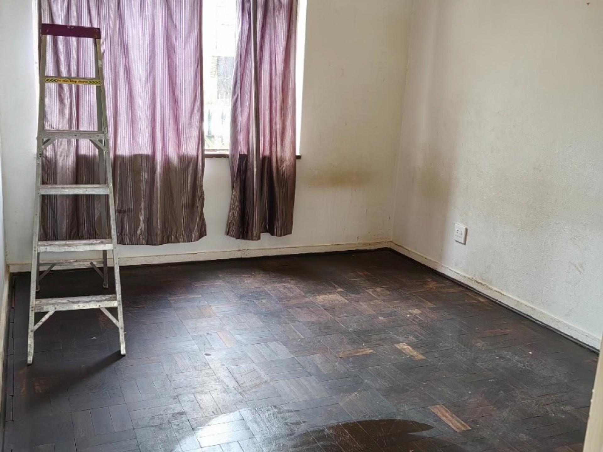  of property in Primrose
