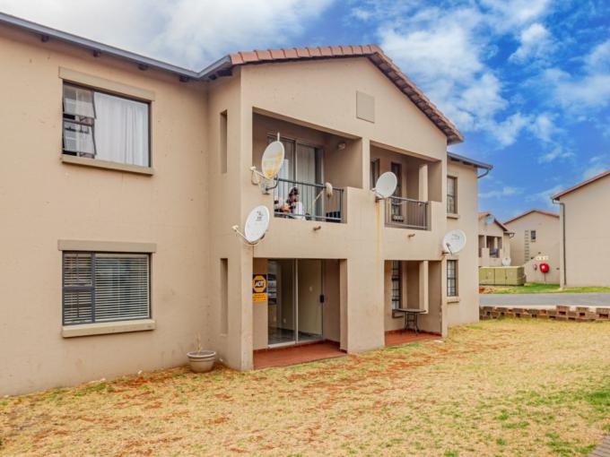 2 Bedroom Apartment for Sale For Sale in Albemarle - MR712720