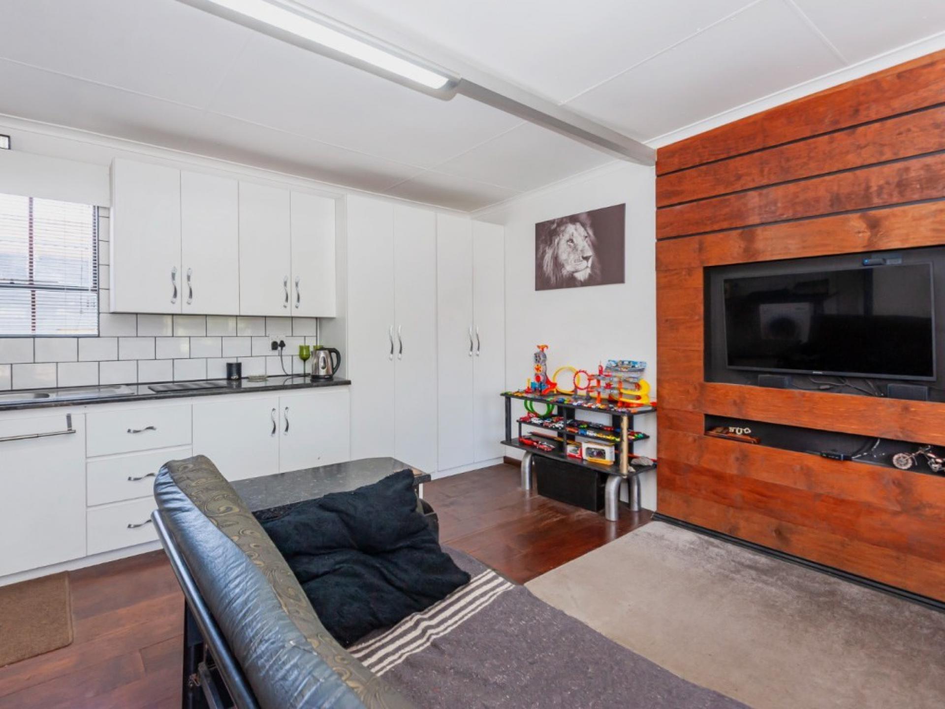 of property in Elsburg