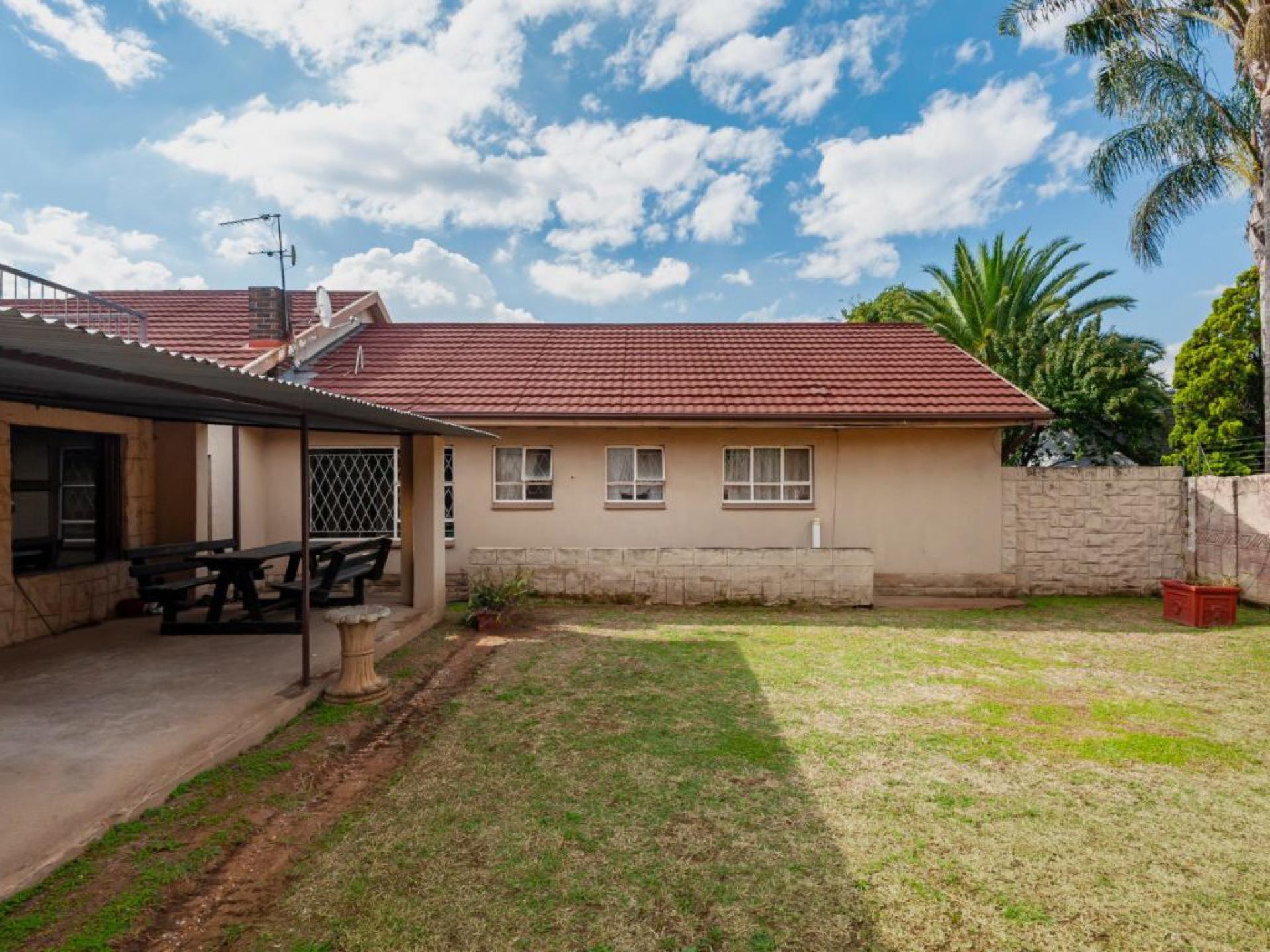  of property in Parkhill Gardens