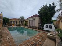  of property in Bendor