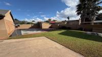 Backyard of property in Bendor