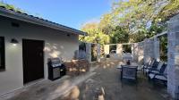 Spaces of property in Port Edward