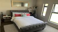 Bed Room 1 of property in Nahoon Valley Park