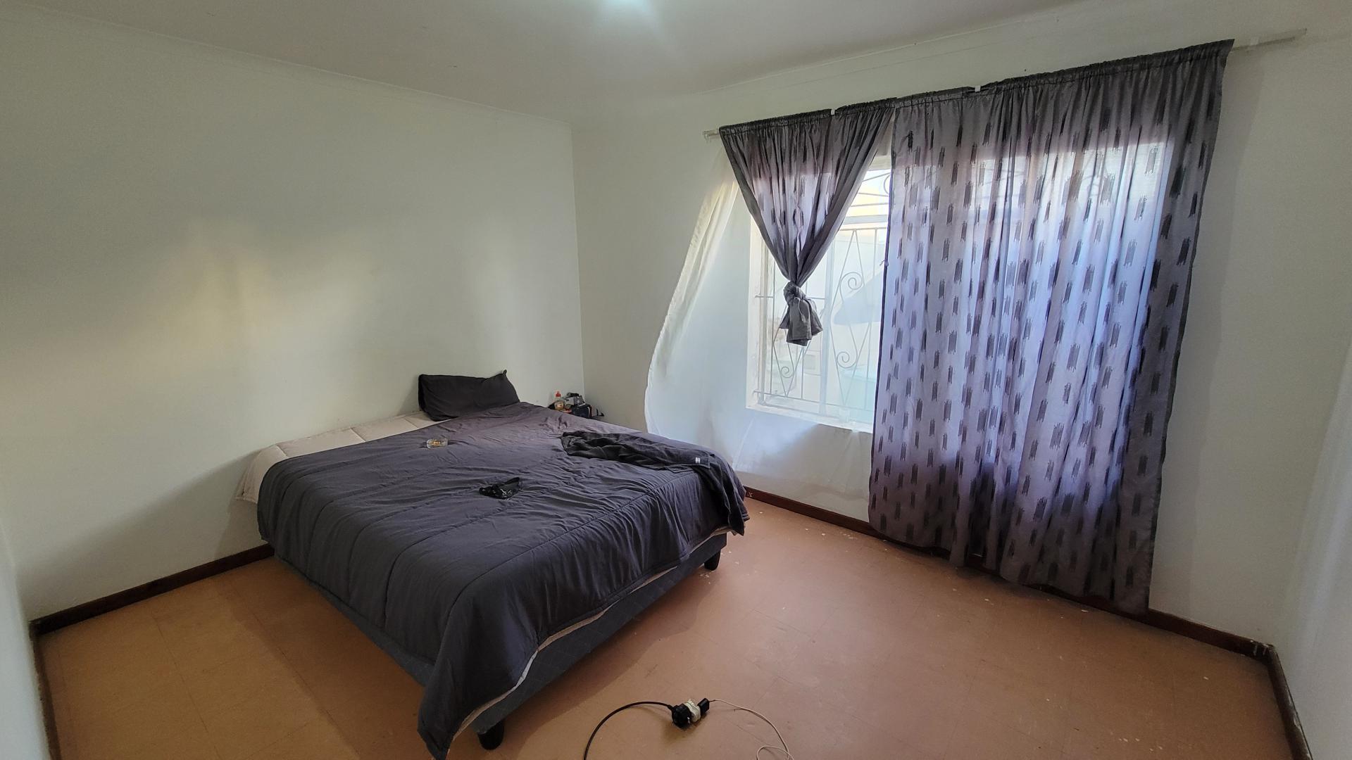 Bed Room 2 of property in Belhar