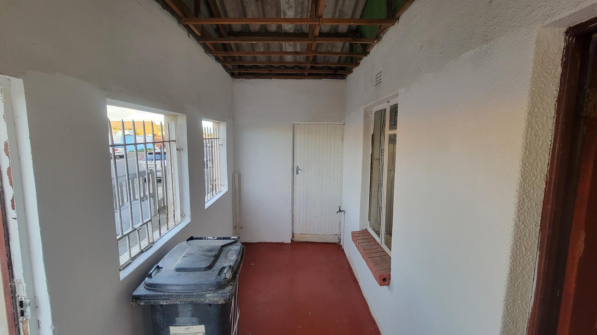 Spaces of property in Belhar