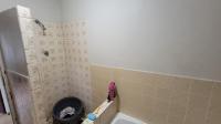 Bathroom 1 of property in Belhar